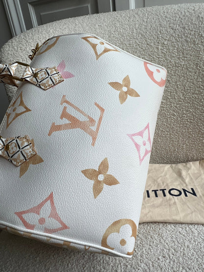 Louis Vuitton Speedy 25 Bandouliere By The Pool 2.0 Giant Monogram (RRP £2030)
