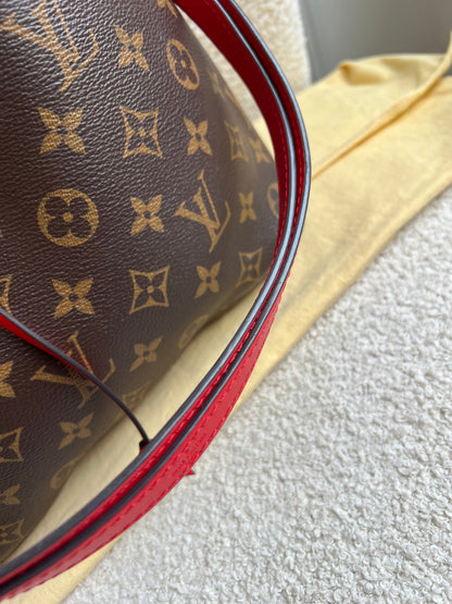 Louis Vuitton Neo Noe Monogram Coquelicot (RRP £1,790)
