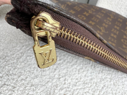 Louis Vuitton Monogram Poch Documents Portfolio Case 39