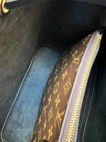 Louis Vuitton Neo Noe Monogram and Black (RRP £1,830)