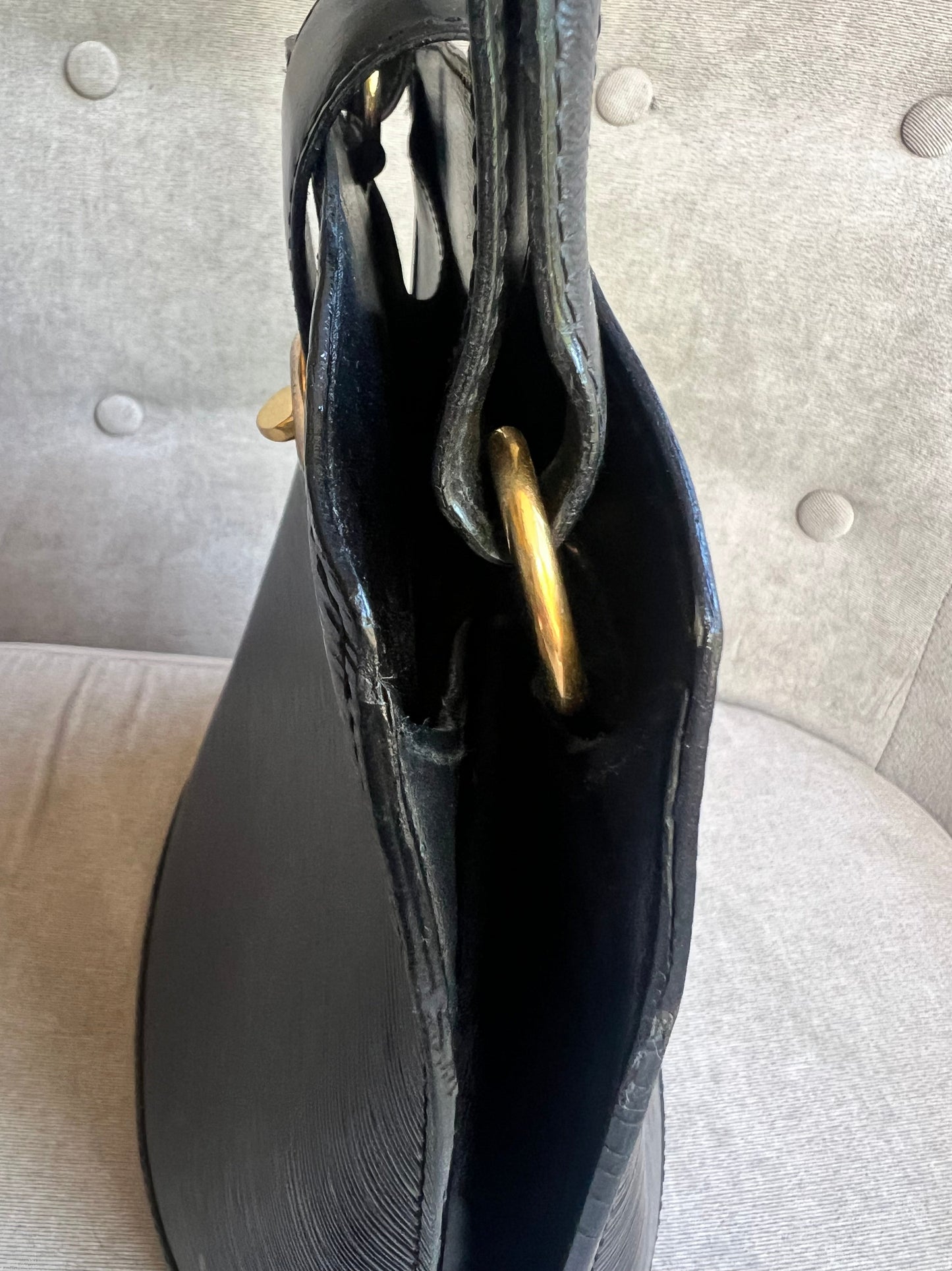 Louis Vuitton Vintage Black Epi Leather Cluny