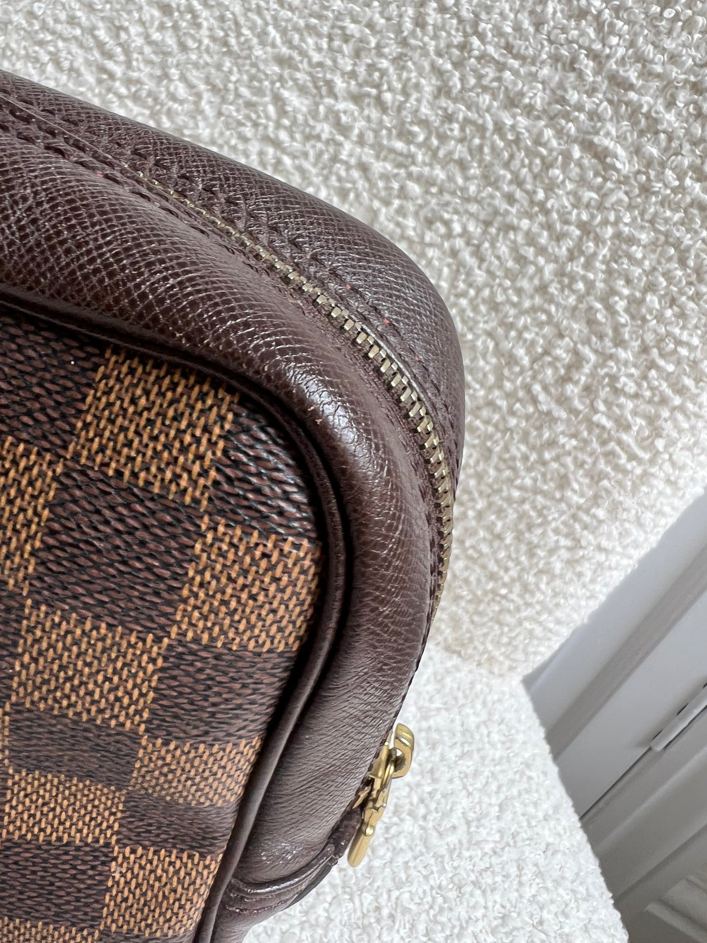 Louis Vuitton Damier Ebene Trousse Toilette