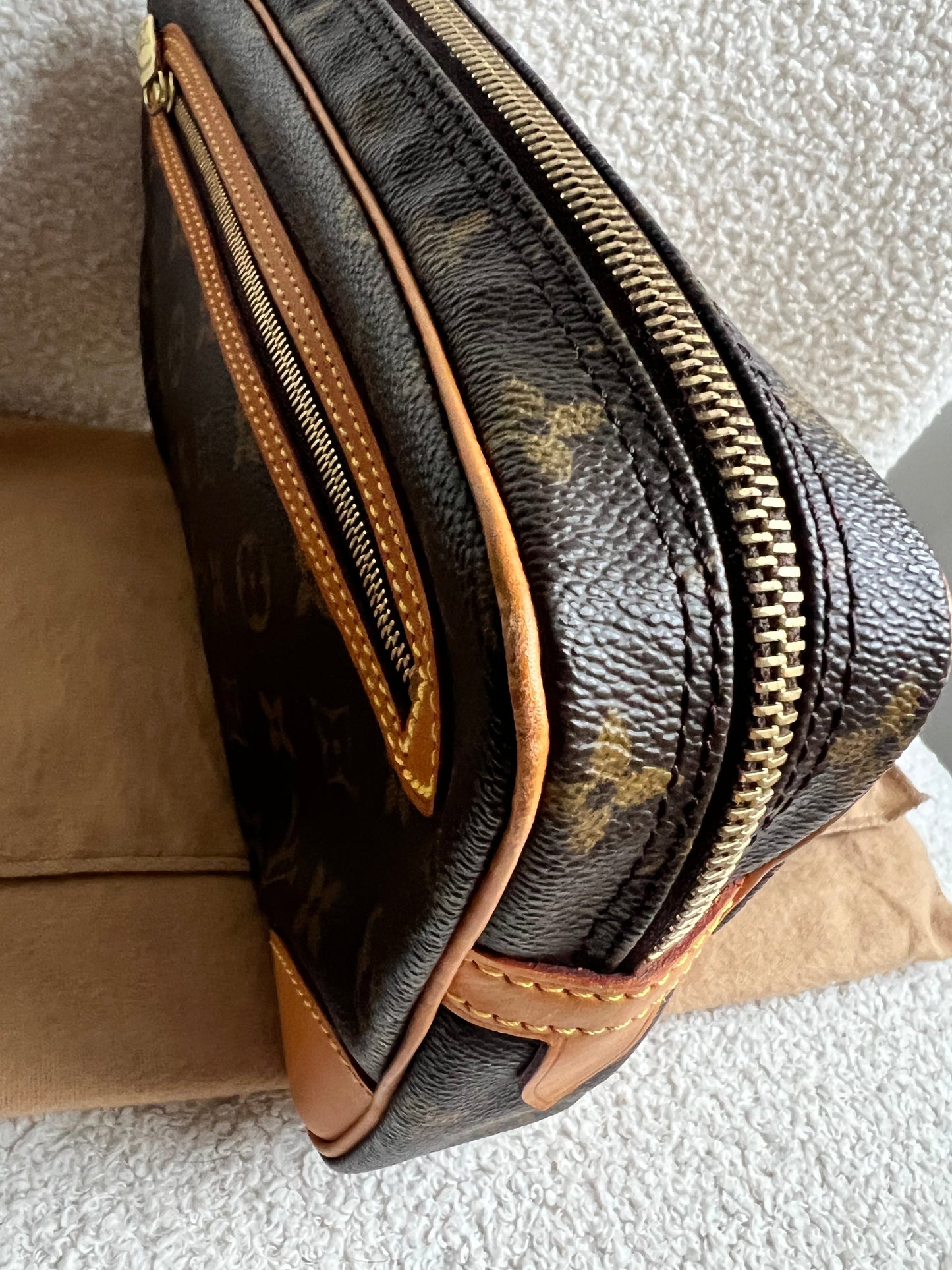 Louis Vuitton Vintage Marly Dragonne Clutch Monogram