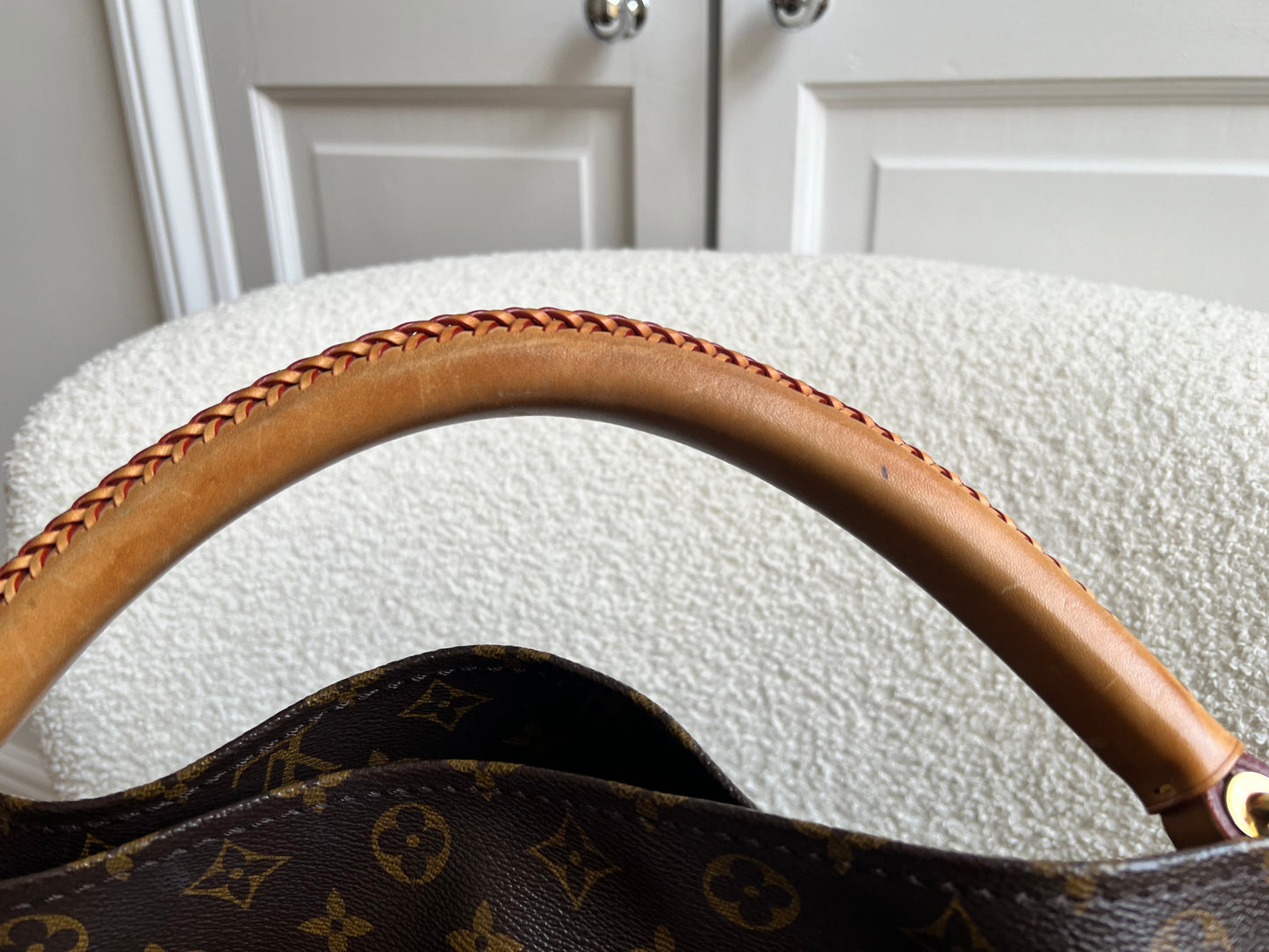 Louis Vuitton Artsy MM Monogram (RRP £1,940)
