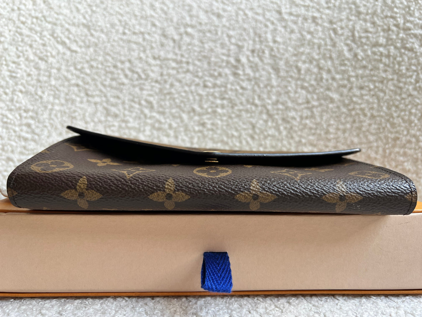 Louis Vuitton Sarah Wallet in reverse Monogram and Brown (RRP £550)
