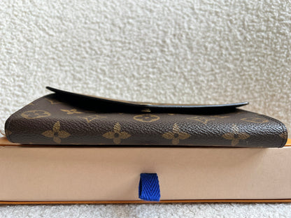 Louis Vuitton Sarah Wallet in reverse Monogram and Brown (RRP £550)