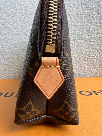 Louis Vuitton Cosmetic Pouch GM Monogram (RRP £495)