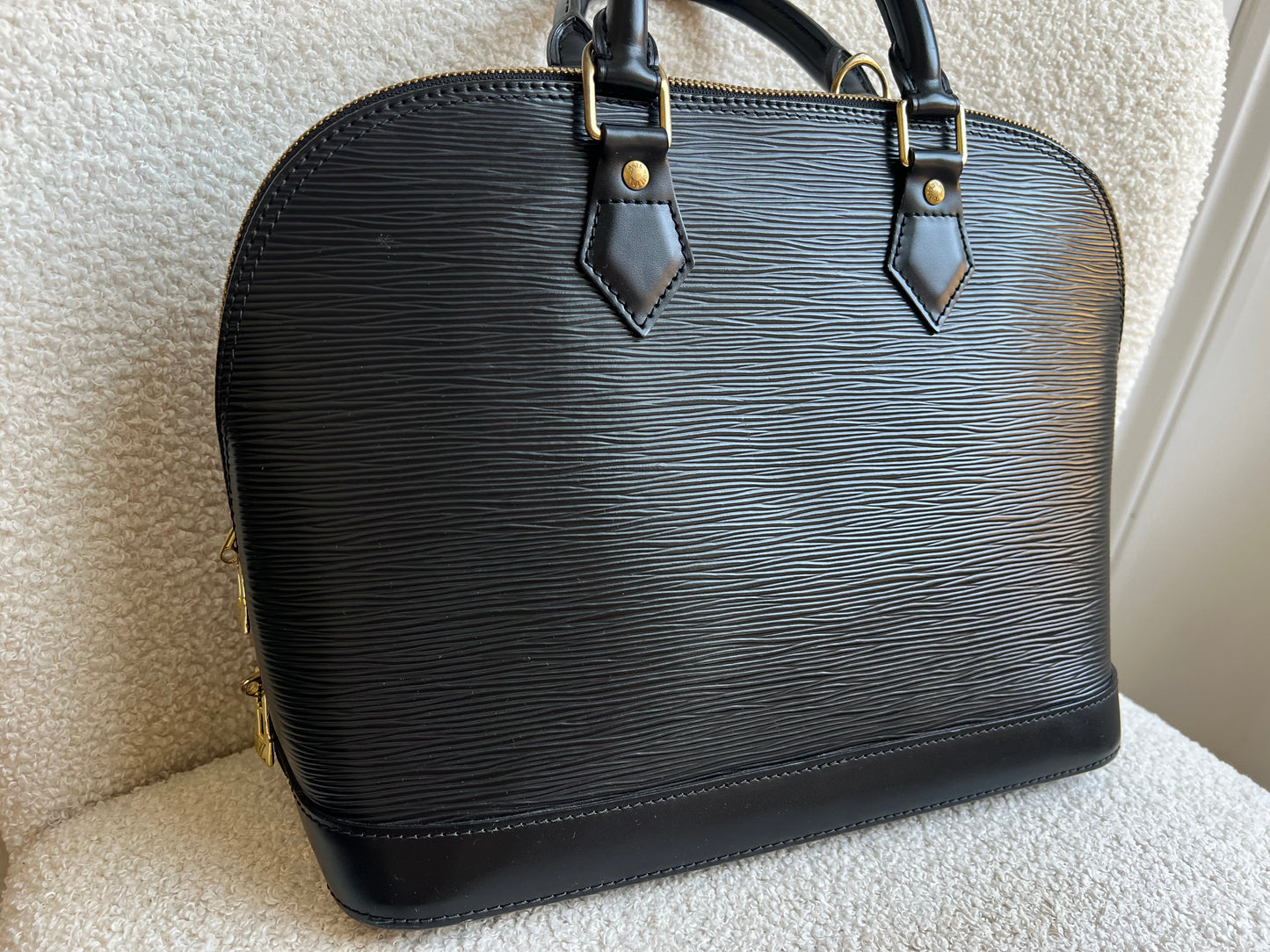 Louis Vuitton Alma PM Black Epi