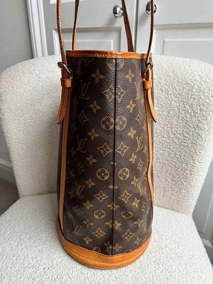 Louis Vuitton Monogram Bucket Bag GM