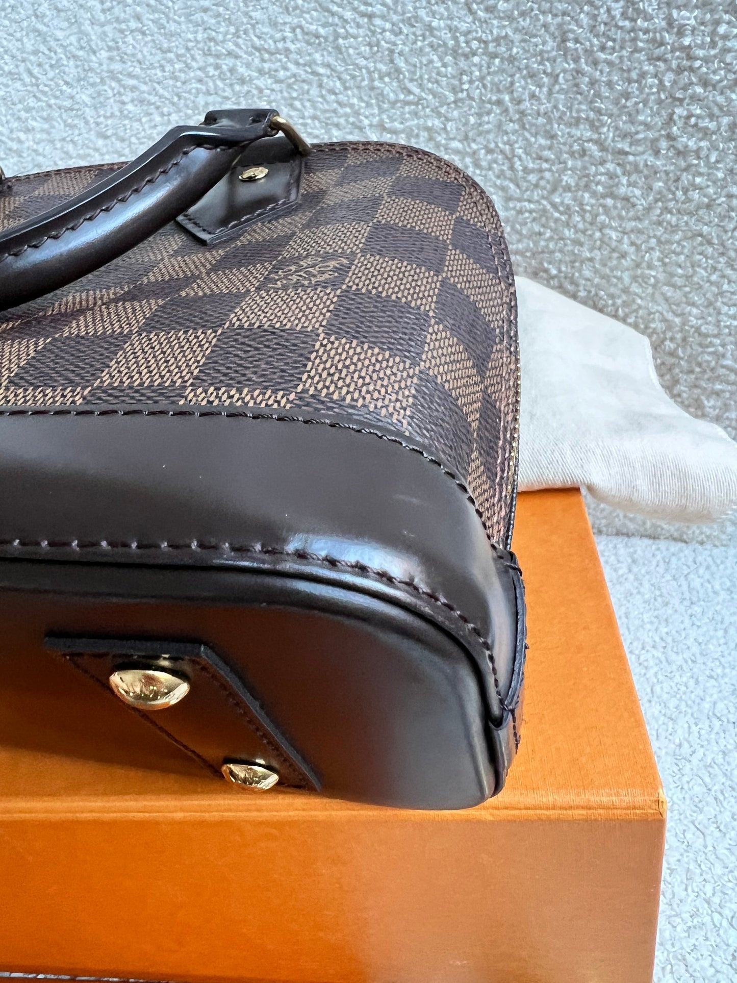 Louis Vuitton Alma BB Damier Ebene (RRP £1,450)
