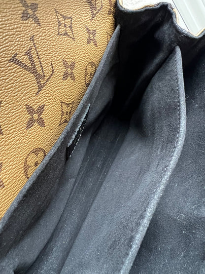 Louis Vuitton Pochette Metis Reverse Monogram (RRP £2,020)