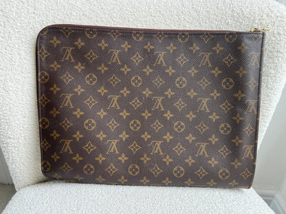 Louis Vuitton Monogram Poch Documents Portfolio Case 39