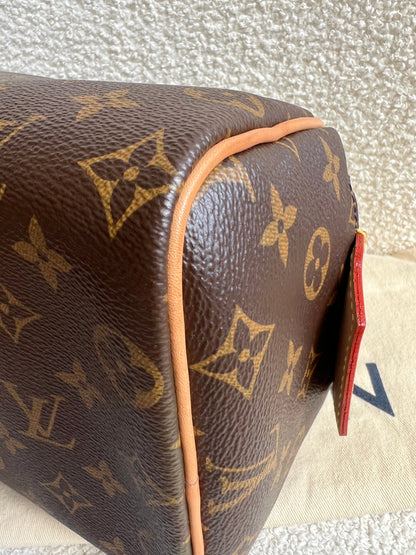 Louis Vuitton Dopp Kit Toilet Pouch Monogram (RRP £780)
