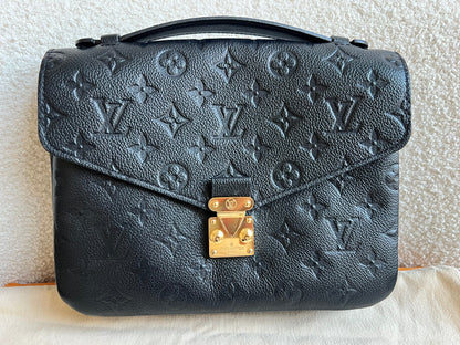 Louis Vuitton Pochette Metis Black Empreinte (RRP £2,200)