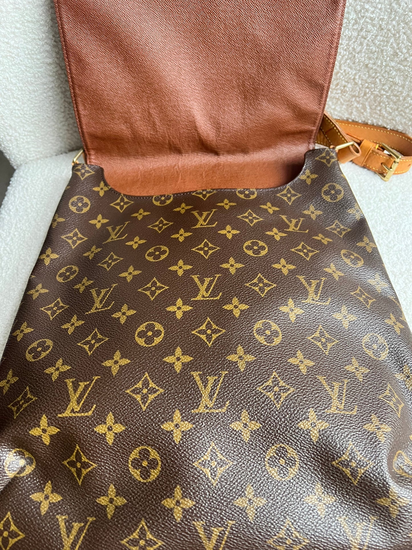 Louis Vuitton Musette Salsa GM