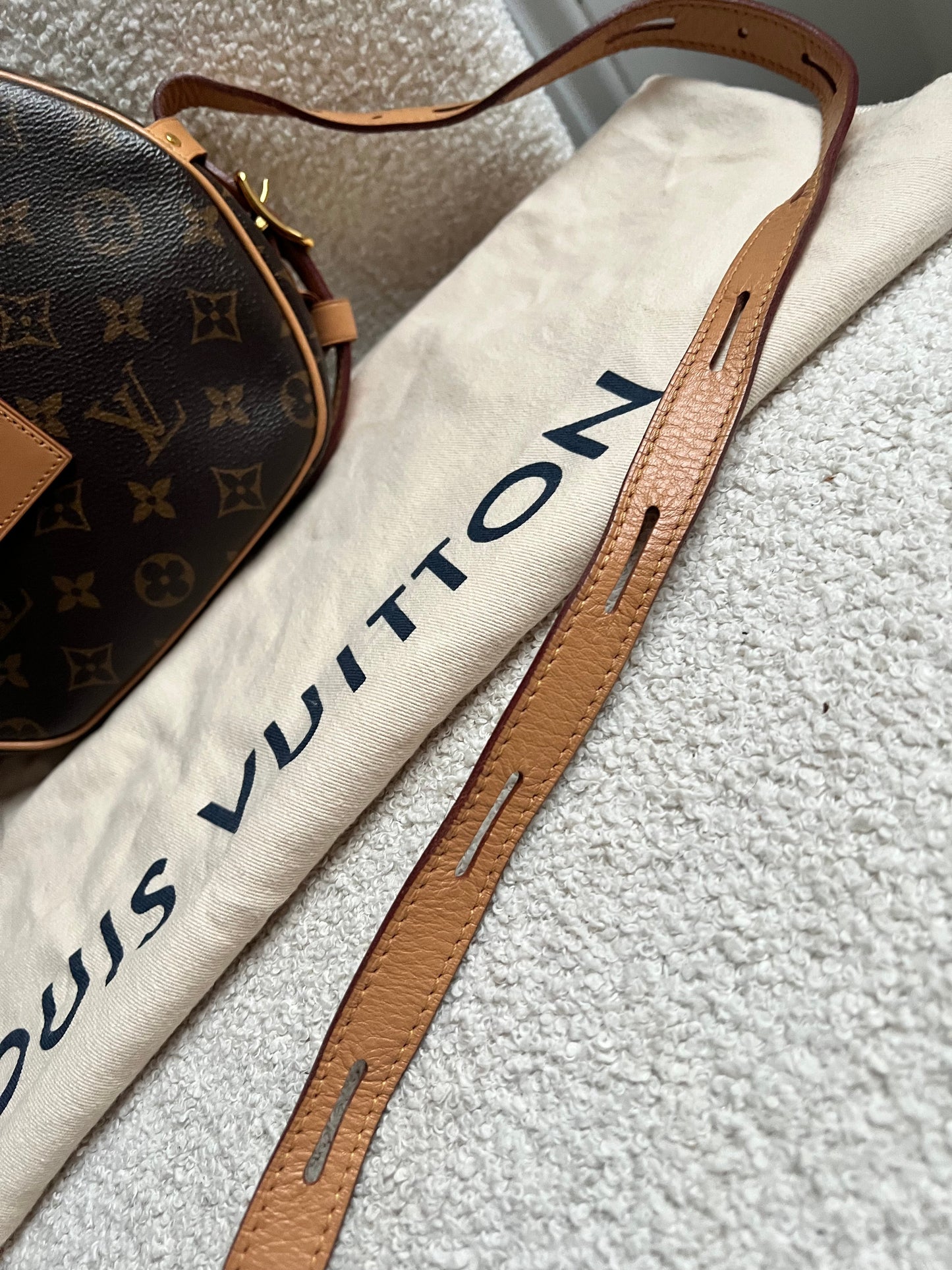 Louis Vuitton Boite Chapeau Souple MM (RRP £2320)