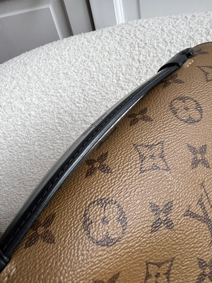 Louis Vuitton Pochette Metis Reverse Monogram (RRP £2,020)