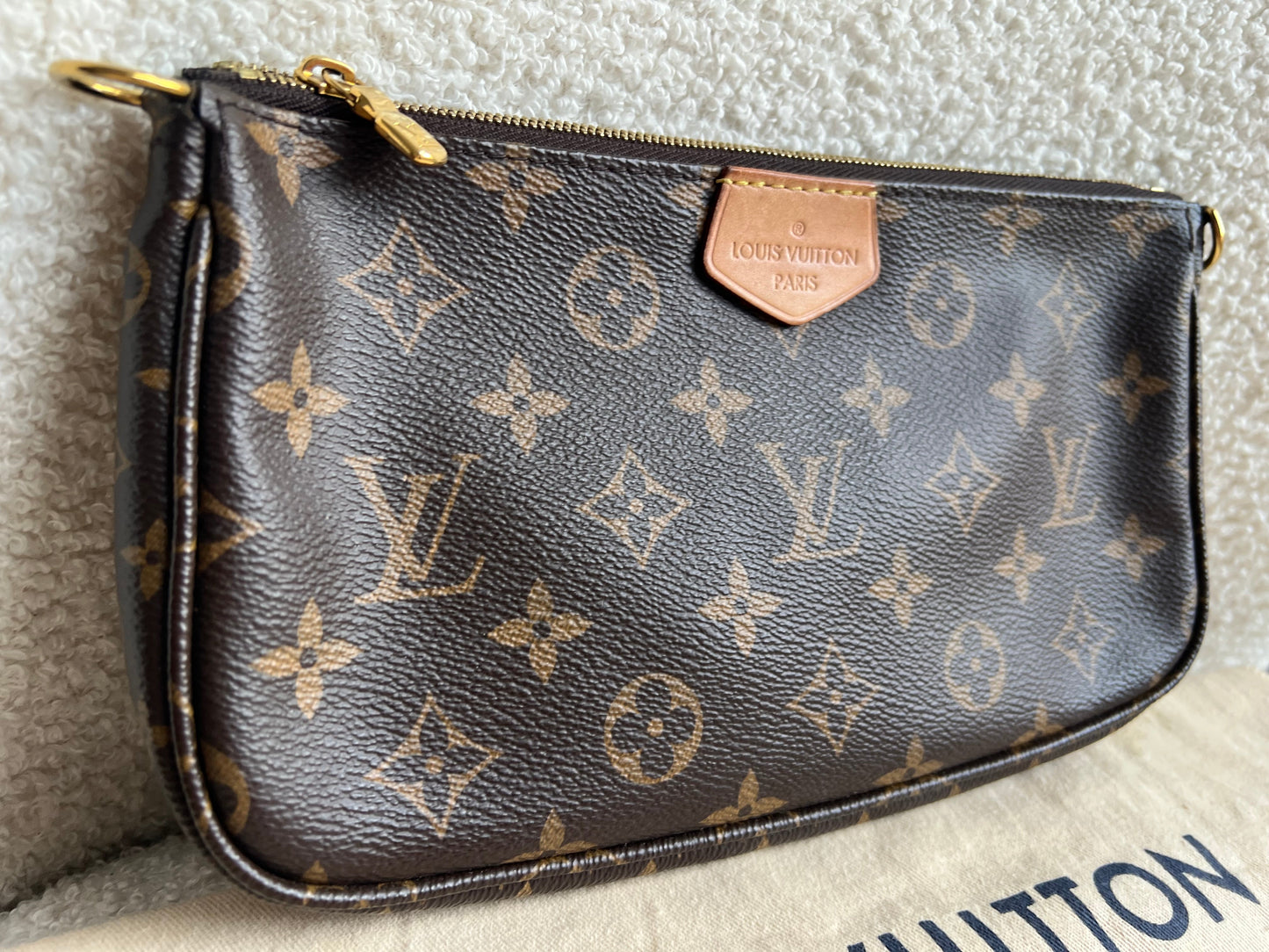Louis Vuitton Multi Pochette Accessoires Khaki (RRP £2070)