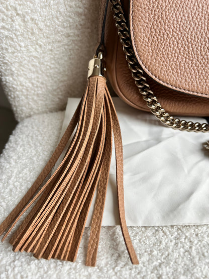 Gucci Beige Soho Chain Crossbody Flap Bag