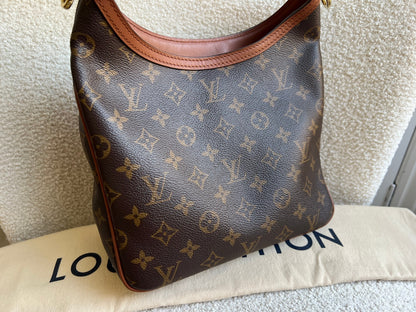 Louis Vuitton Dauphine Hobo PM (RRP £2190)