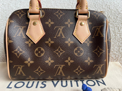 Louis Vuitton Speedy Monogram Bandouliere 20 (RRP £1650)