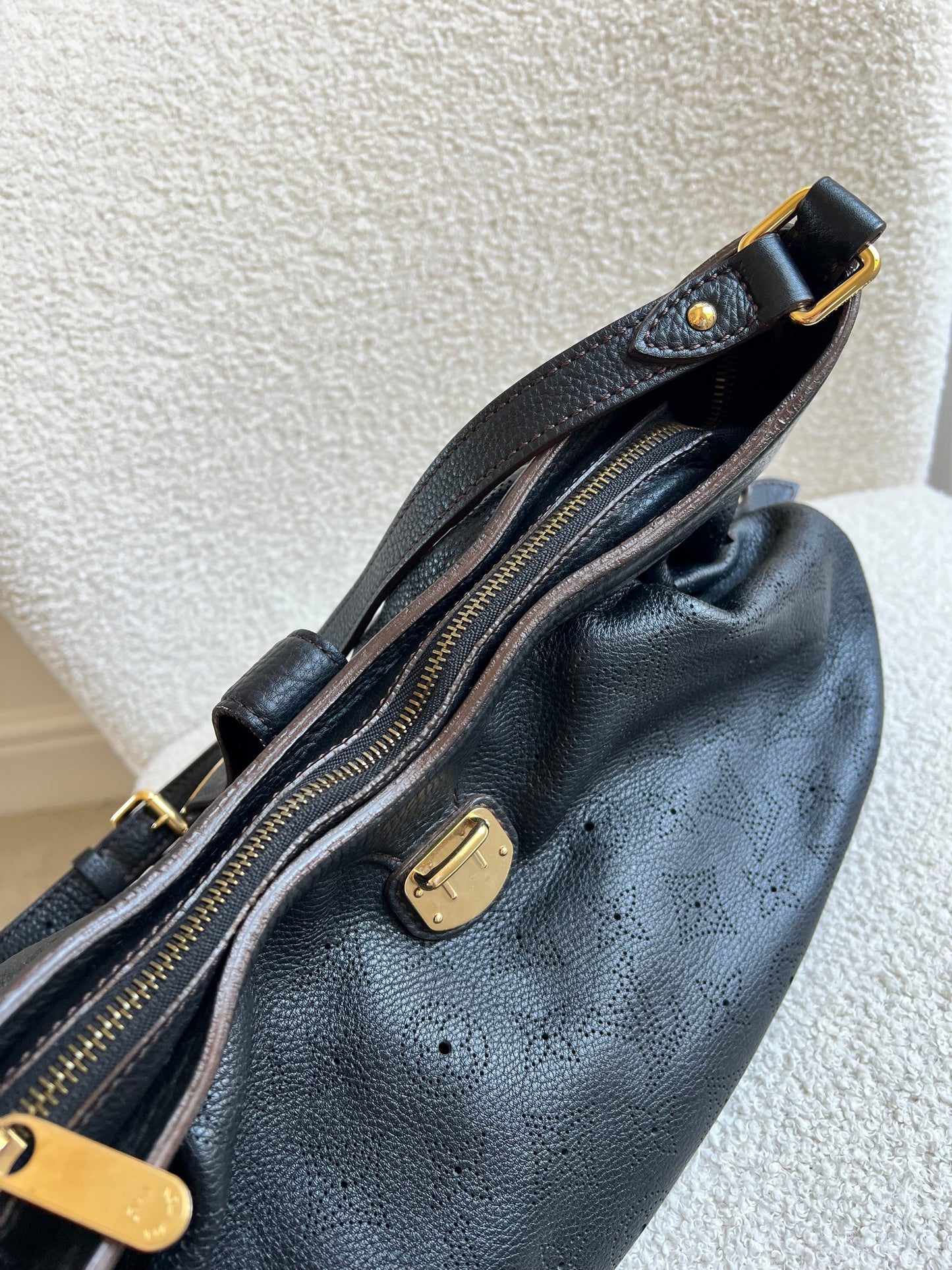 Louis Vuitton Black Monogram Mahina Leather Shoulder Bag