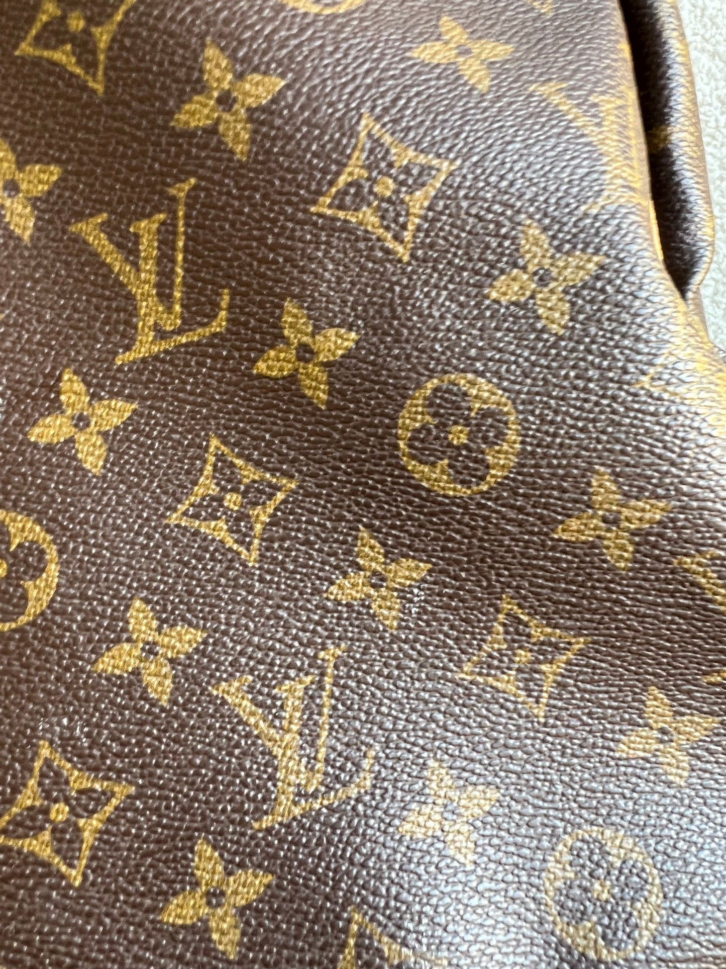 Louis Vuitton Keepall 50 Monogram