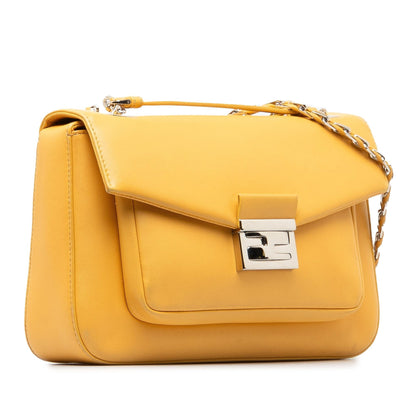 Fendi BeBaguette Chain Bag (SHG-tRxsIj)