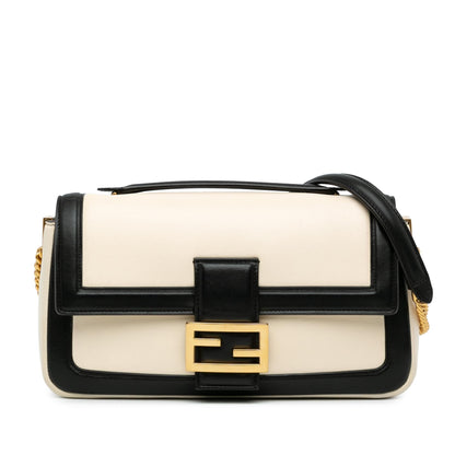 Fendi Bicolor Leather Chain Midi Baguette (SHG-Hf8LuU)