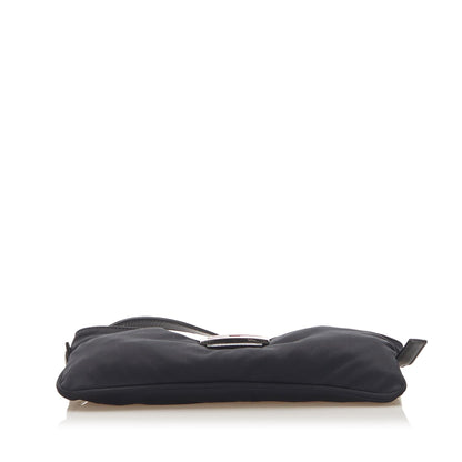 Fendi Canvas Shoulder Bag (SHG-22304)