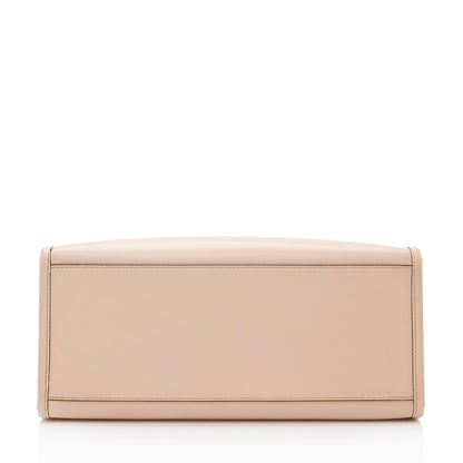 Fendi Leather Sunshine Medium Shopper Tote (SHF-TLlb2r)