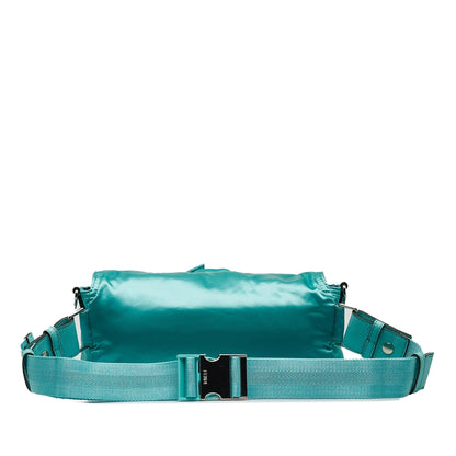Fendi Nylon Multipocket Baguette (SHG-SiAUpH)