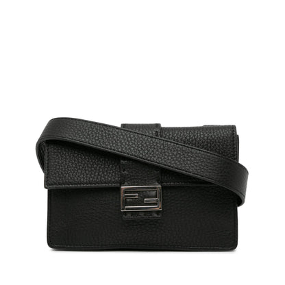 Fendi Selleria Flat Convertible Belt Baguette (SHG-Gfrcyv)