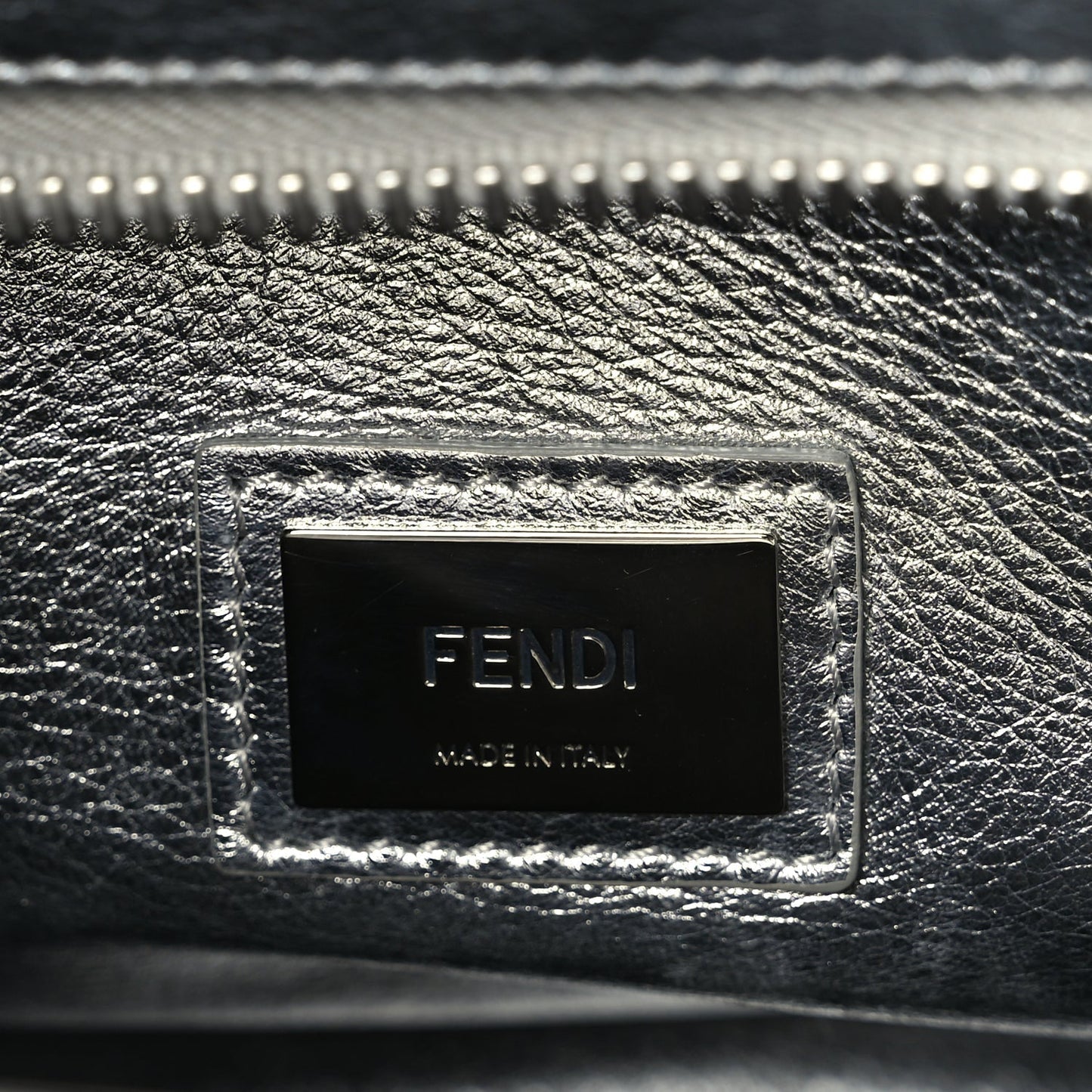 Fendi Vitello Catalan Mirror Medium Peekaboo Iconic Satchel Argento