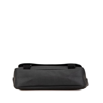 Gucci Coated Canvas Interlocking G Messenger Bag (SHG-P8JzSJ)