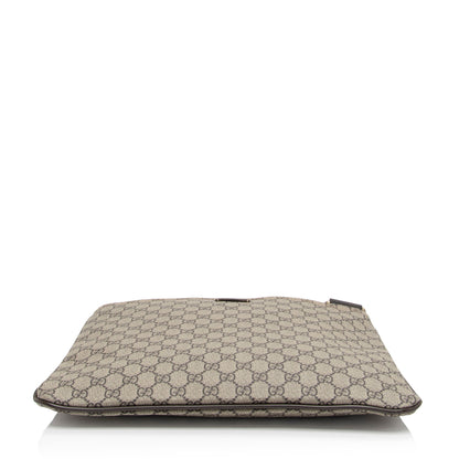 Gucci GG Supreme Classic Flat Medium Messenger (SHF-CUfNXw)