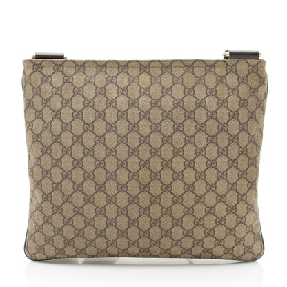 Gucci GG Supreme Classic Flat Medium Messenger
