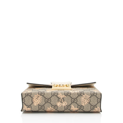 Gucci GG Supreme Berry Padlock Mini Crossbody (SHF-OWluIJ)