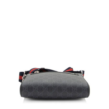 Gucci GG Supreme Small Messenger