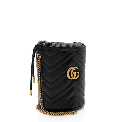 Gucci Matelasse Leather GG Marmont Mini Bucket Bag (SHF-IV6bhP)