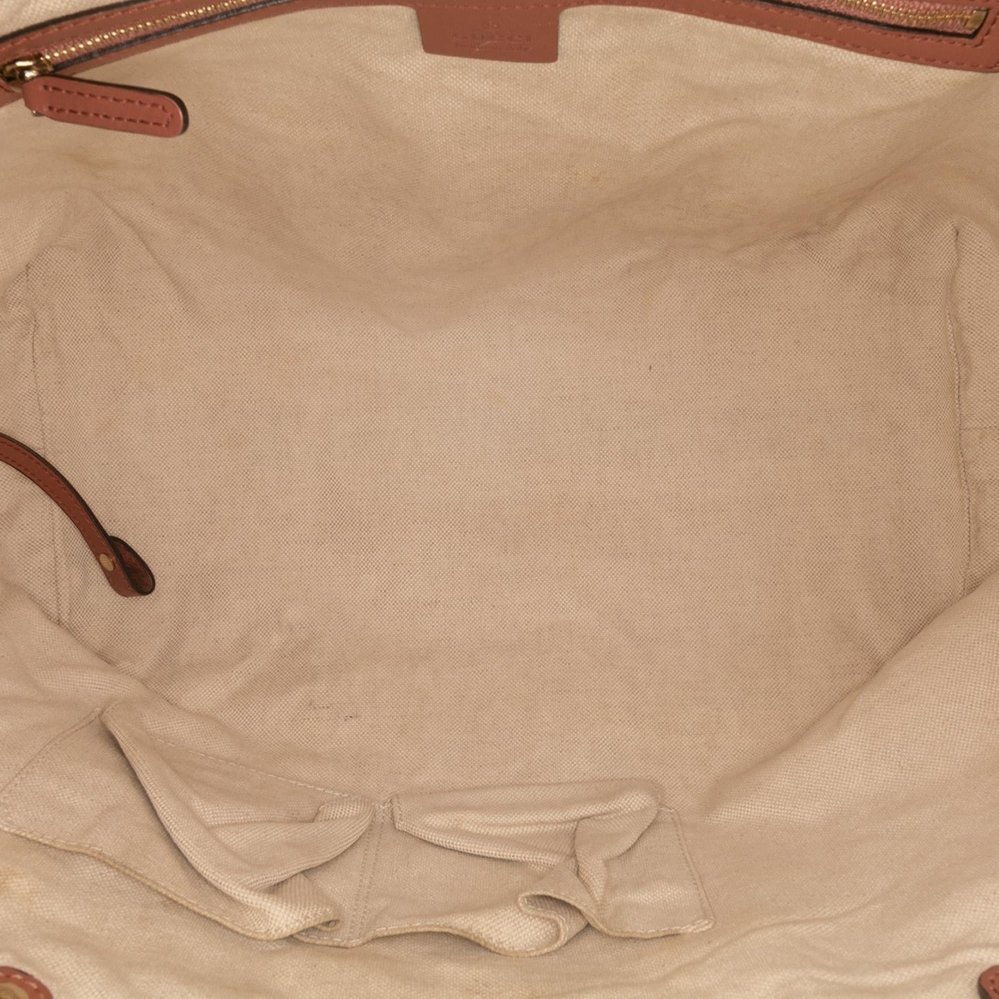 Gucci Medium Microguccissima Craft Tote