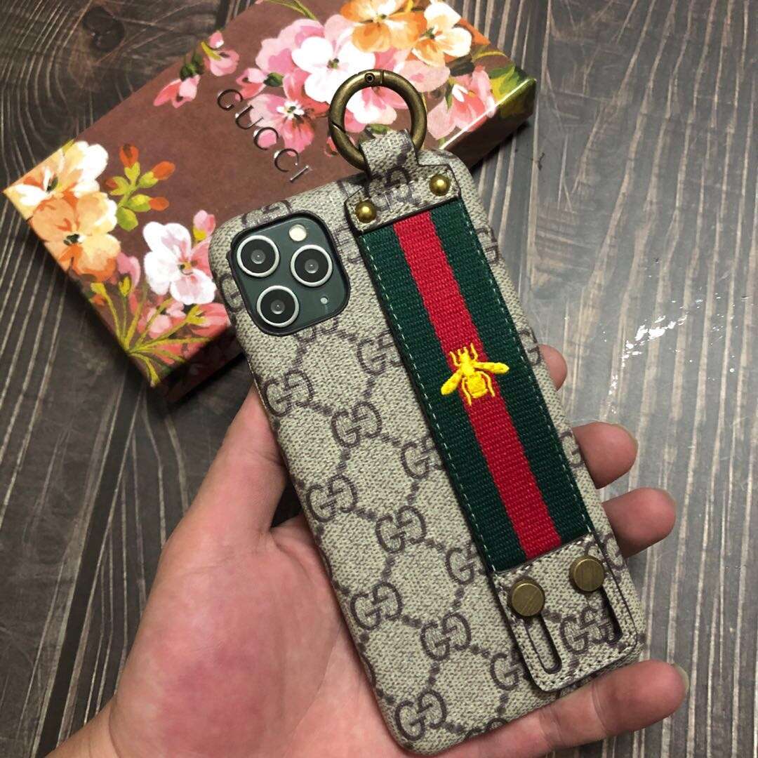 iPhone Case Hand Strap Ophidia Design for iPhone