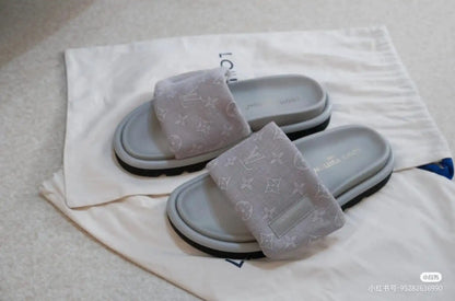 Louis Vuitton Monogram Pool Pillow Flat Comfort Mule