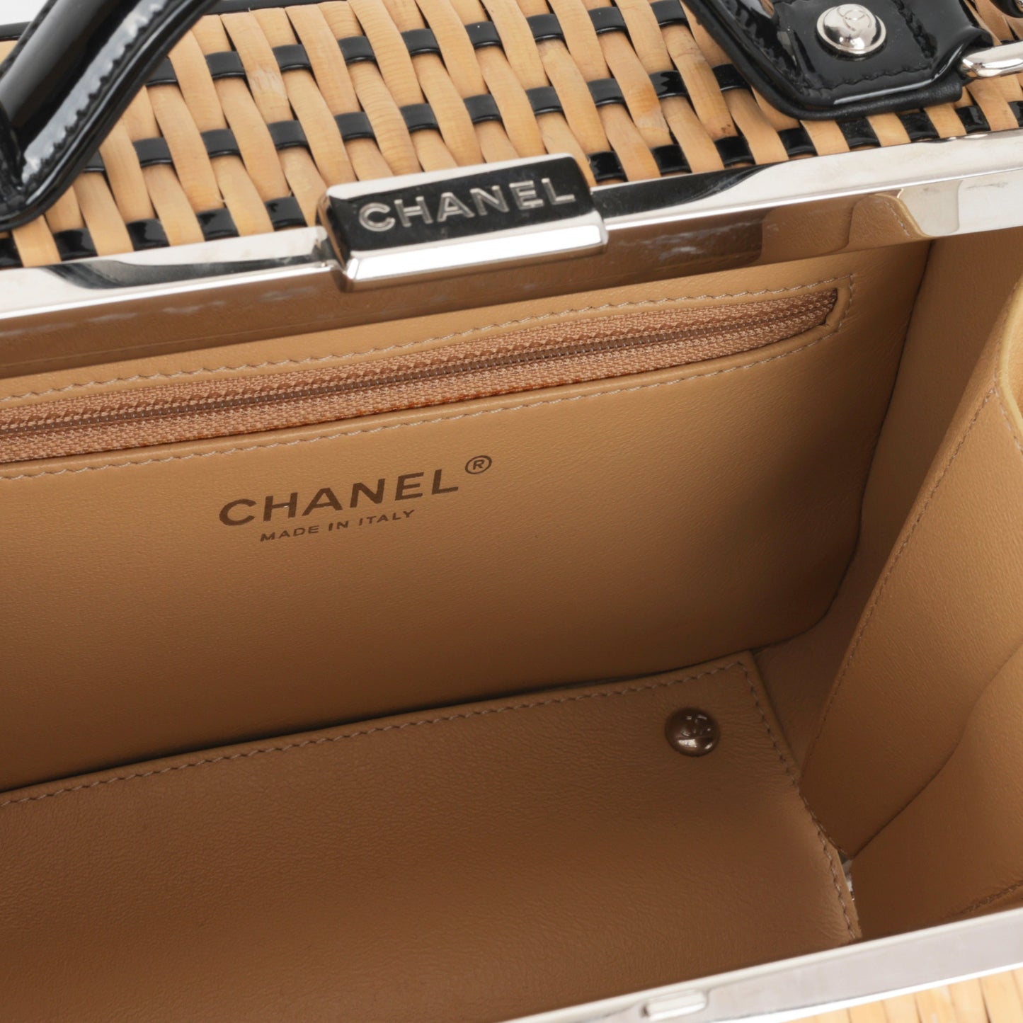 Filigree CC Vanity Case - Medium