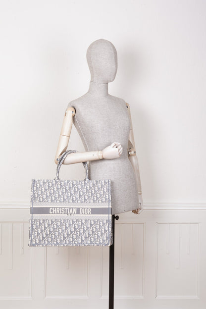 Christian Dior Book Tote Large Oblique Grey