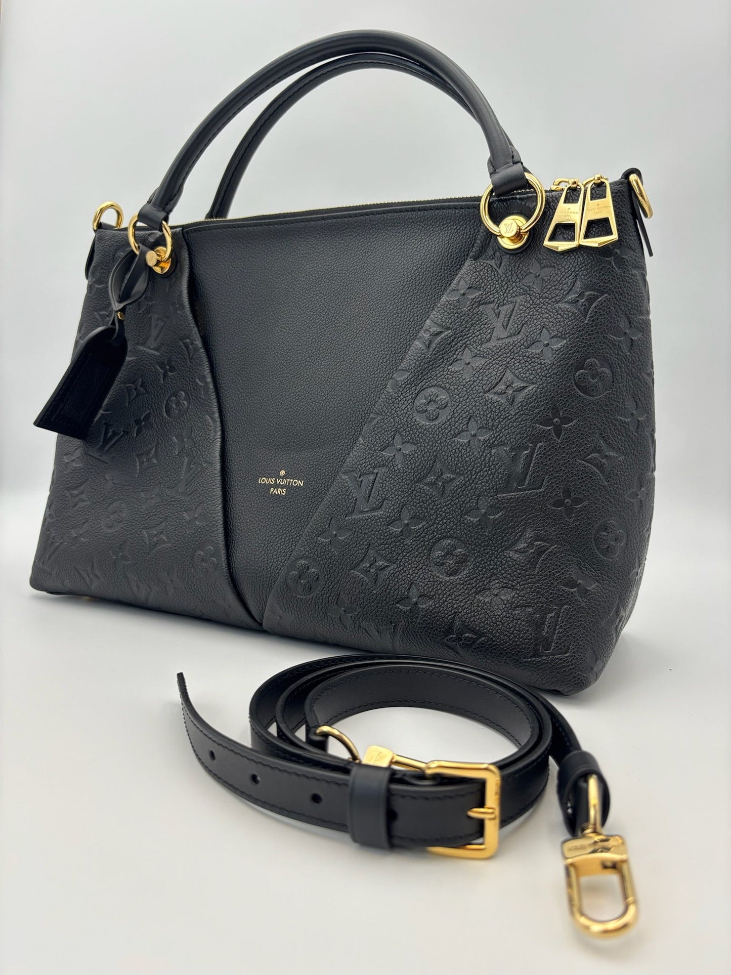 Louis Vuitton V Tote MM in Monogram Empreinte Leather