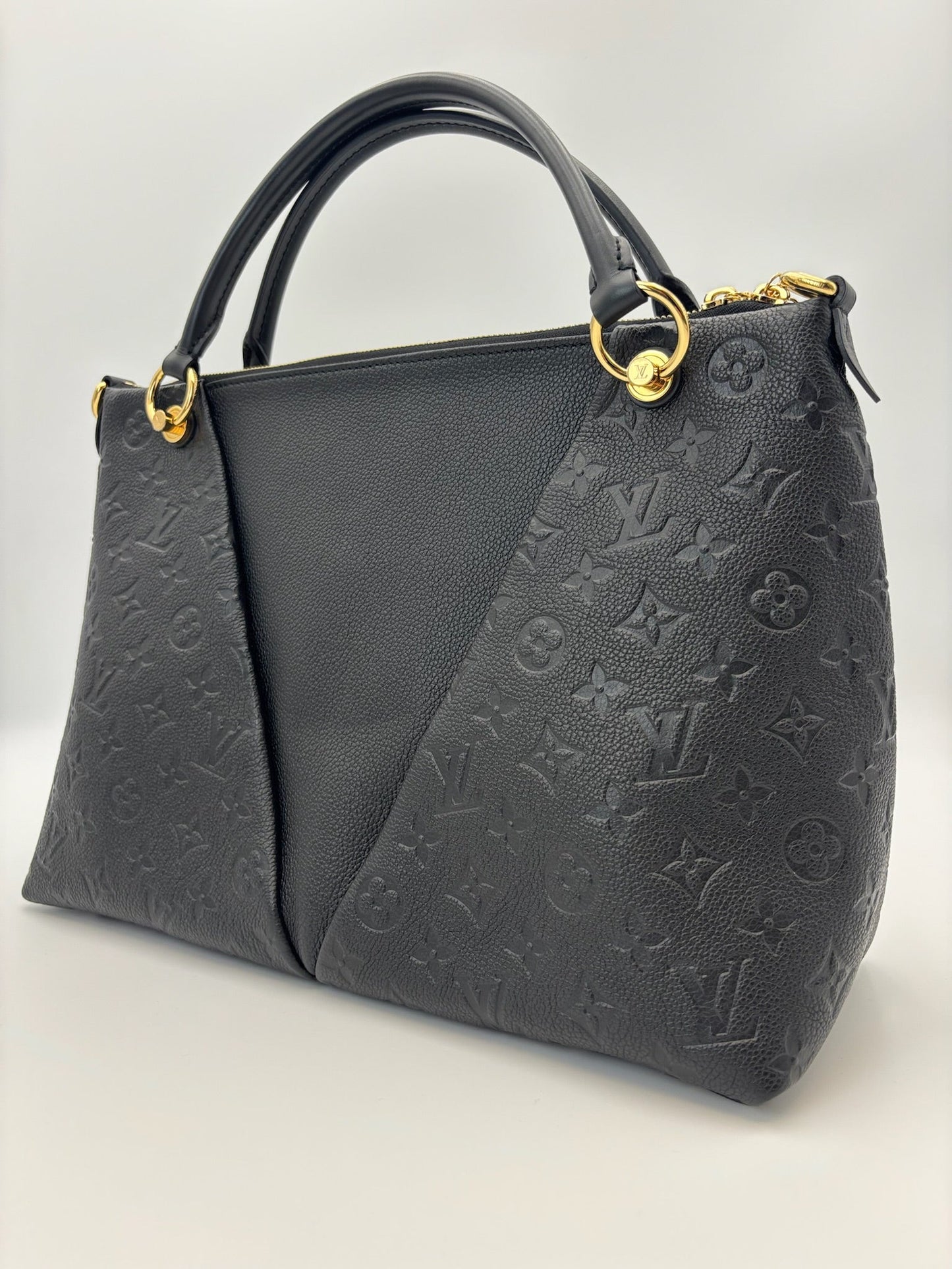 Louis Vuitton V Tote MM in Monogram Empreinte Leather