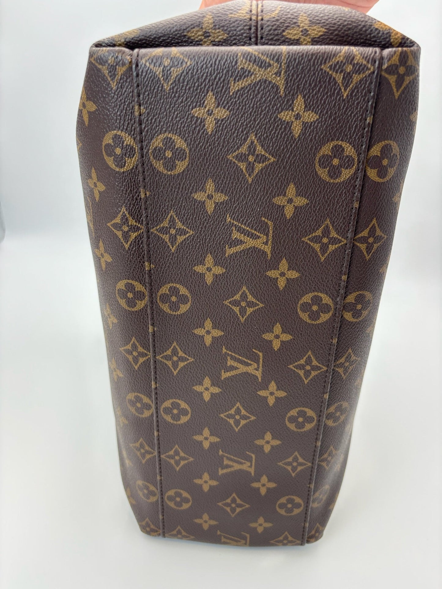 Louis Vuitton Tuileries Hobo Bag