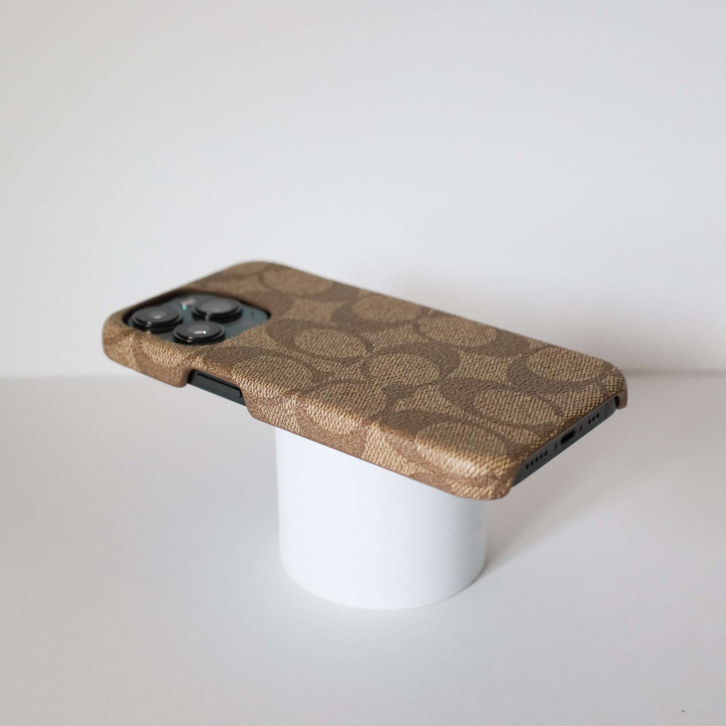 Coach iPhone 13 Pro Max Case Beige iPhone 11 12 13 Pro Max