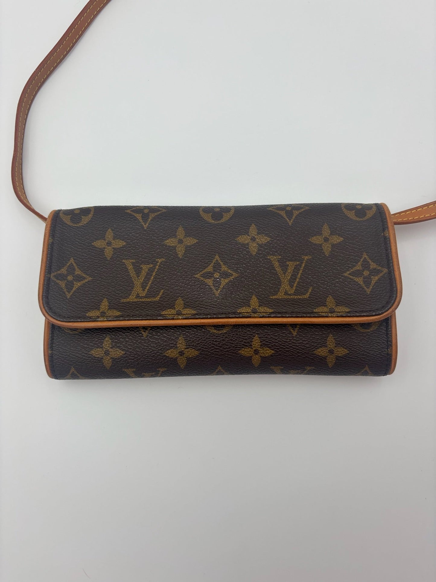 Louis Vuitton Monogram Pochette Twin PM